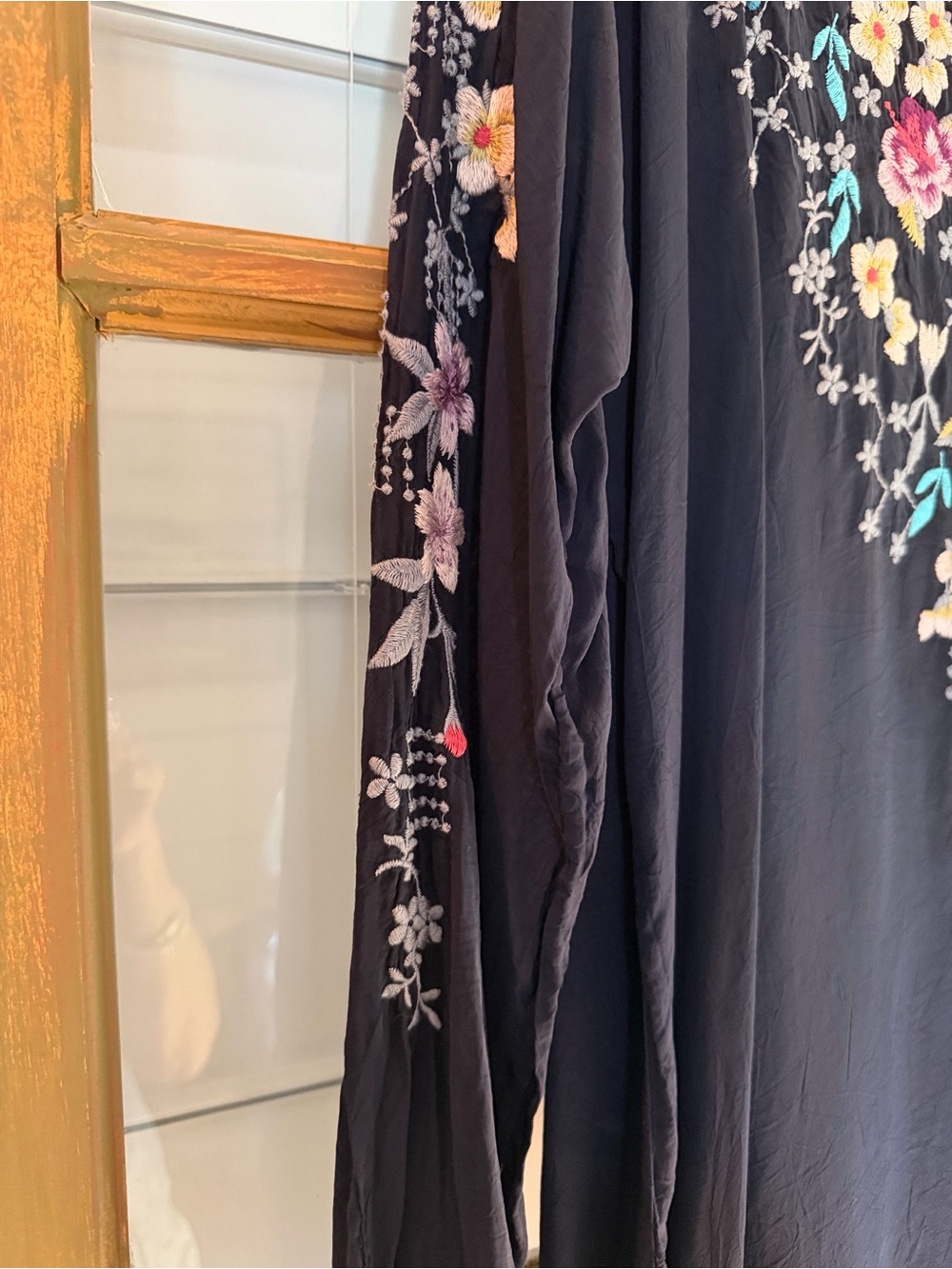 Johnny Was Navy Floral Embroidered Tunic Top - Picture 10 of 11